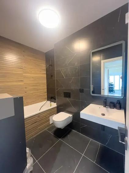 Apartament cu 3 camere semidecomandat în Theodor Pallady