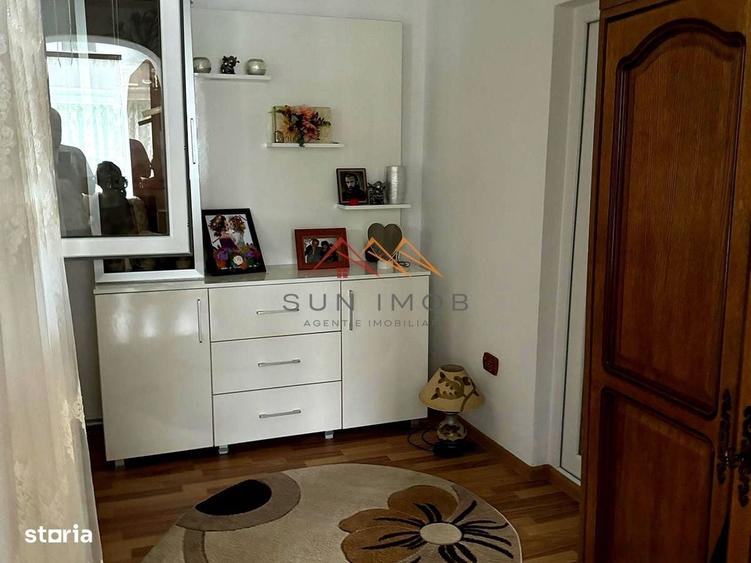 Casă cu 4 camere în Șerbăneasa