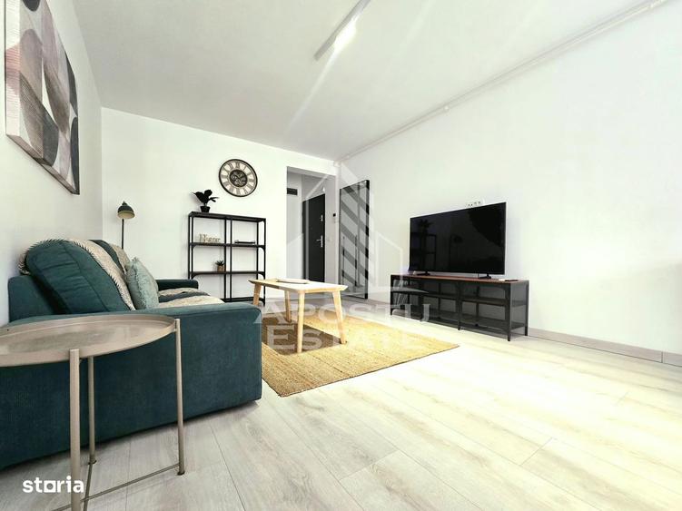 Apartament cu 3 camere, mobilat în Central