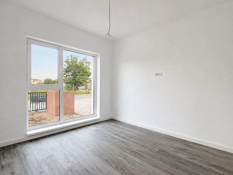 Casă cu Teren 315 Mp în Ghiroda