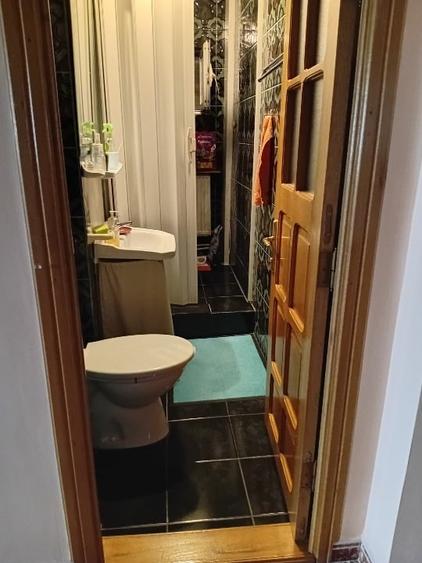 Apartament cu 5 camere decomandat, mobilat în Central
