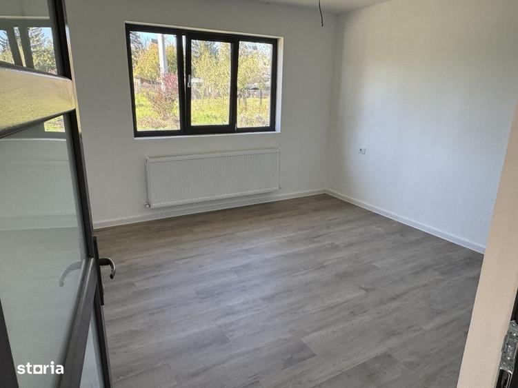 Casă cu 3 camere cu Teren 600 Mp în Central