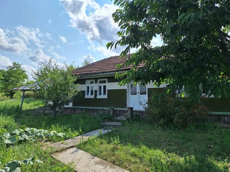 Teren de 2170 mp, în Central