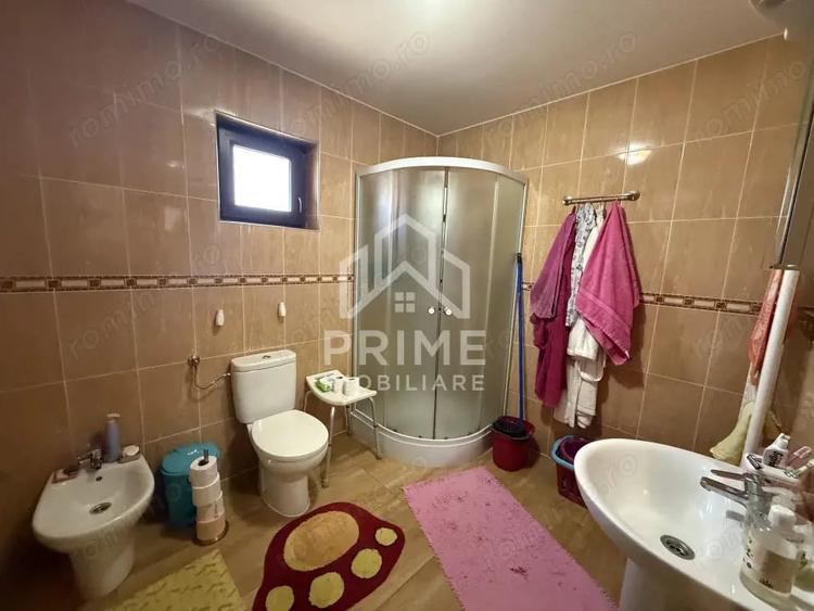 Casă cu 4 camere cu Teren 626 Mp în Central