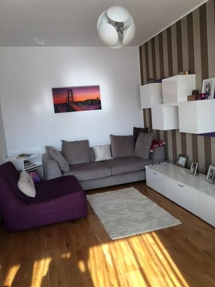 Apartament cu 3 camere decomandat, mobilat în Băneasa