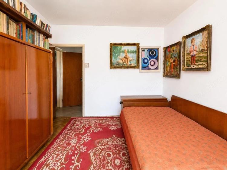 Apartament 3 camere | Garaj | Etaj 1 | zona Tomis Mall - 2