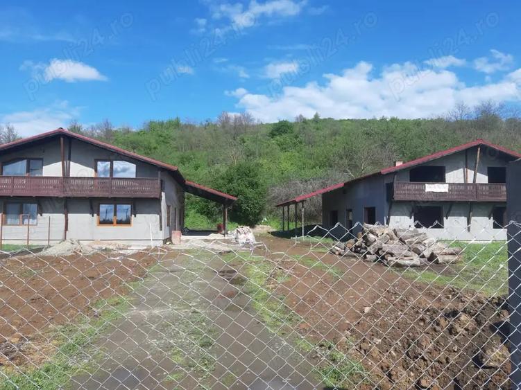 Casă cu 4 camere în Păuliș