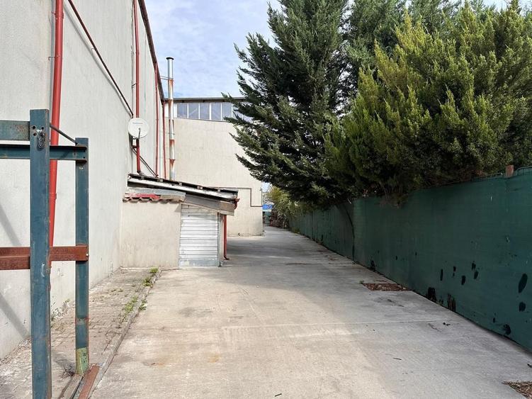 Spațiu industrial, de 1,080 mp, în Băneasa