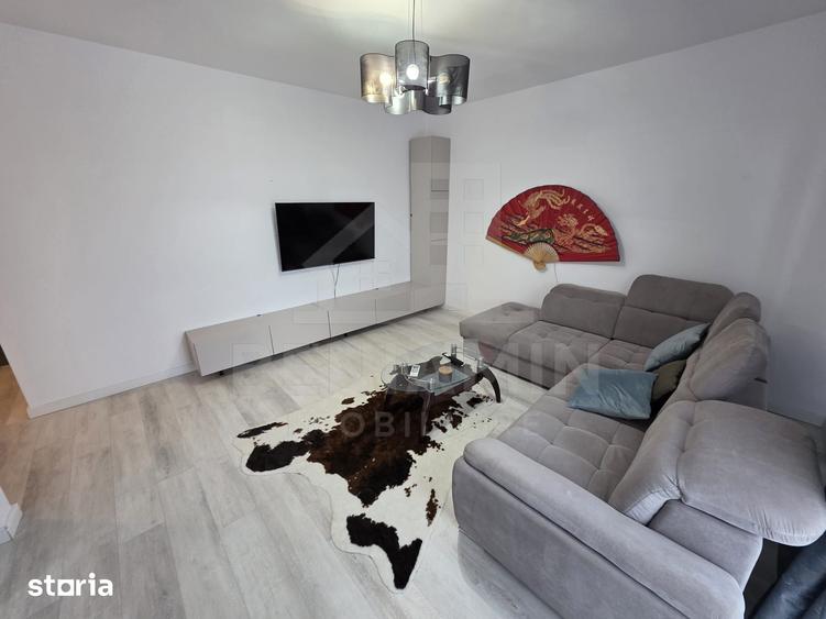 Apartament cu 2 camere semidecomandat în Craiovița Nouă