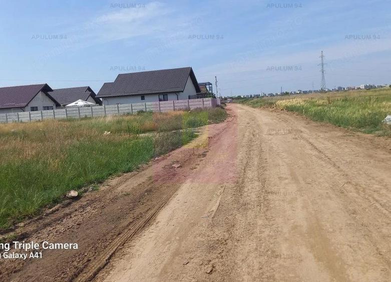 Teren de 9000 mp, în Dobroești