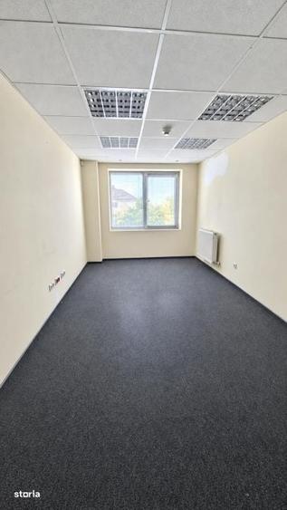 Spațiu comercial, de 800 mp, în Șelimbăr