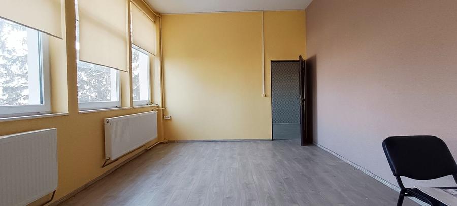 Birou, de 80 mp, în Uzina 2