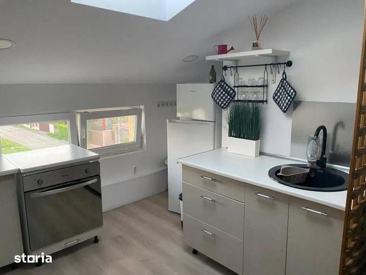 Apartament cu 3 camere decomandat în Libertății
