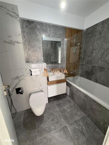 Apartament cu 3 camere în Tractorul