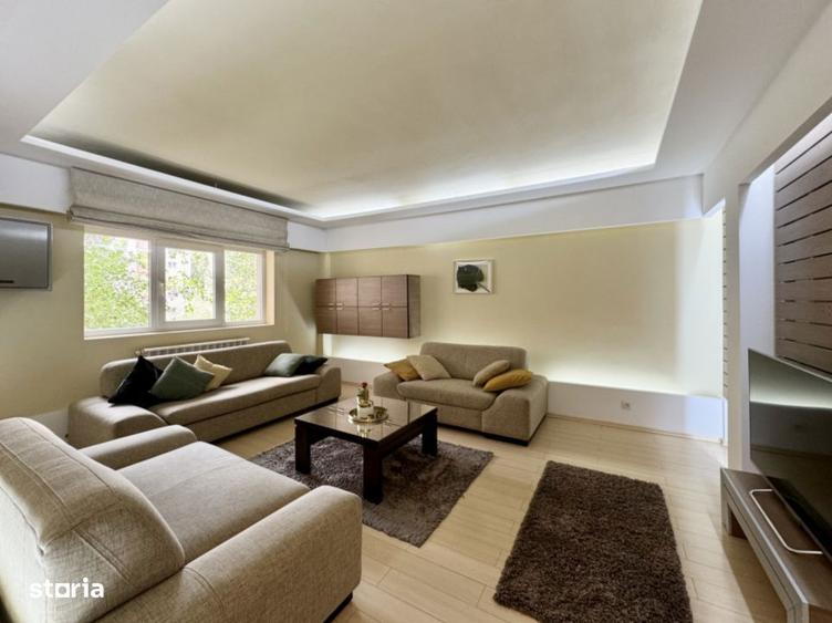 Apartament cu 3 camere, mobilat în Vitan