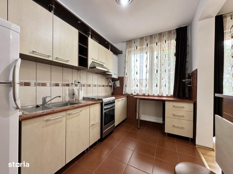 Apartament cu 3 camere, mobilat în Zorilor