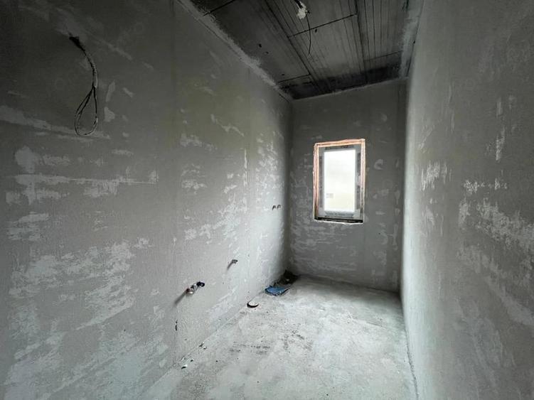 Casă cu 3 camere cu Teren 510 Mp în Giarmata