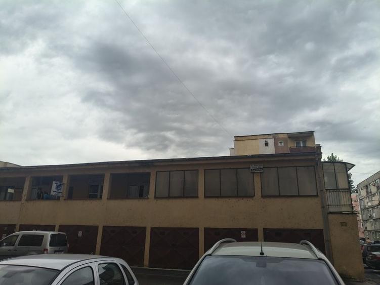 Spațiu comercial, de 25 mp, în Central