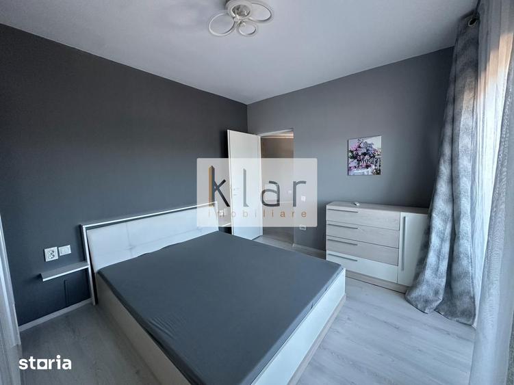 Apartament cu 3 camere semidecomandat, mobilat în Bulgaria