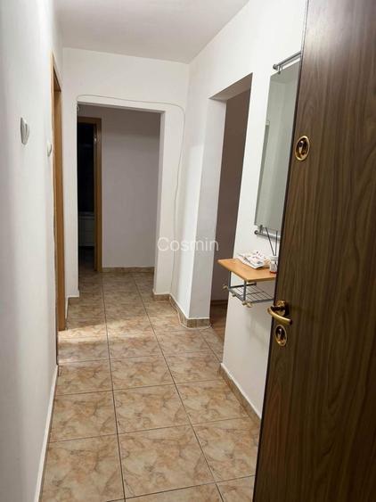 Inchiriez apartament/regim hotelier
