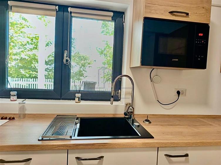 Casă cu 4 camere cu Teren 450 Mp în Albert