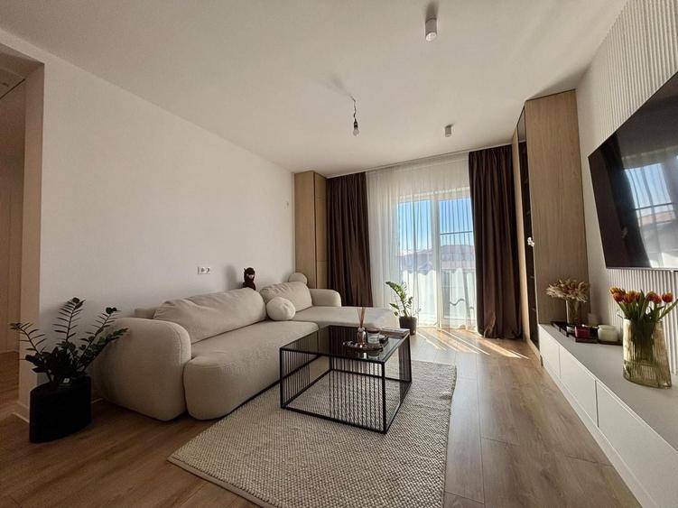 Apartament cu 3 camere semidecomandat în Șelimbăr