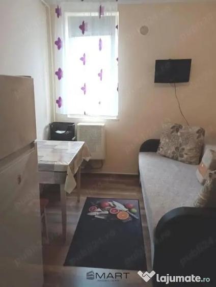 Garsonieră decomandată în Central