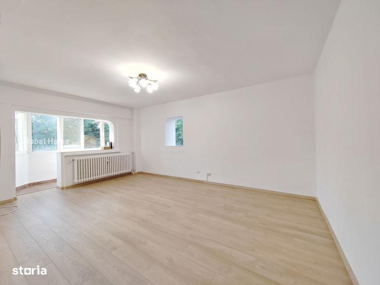 Apartament cu 4 camere decomandat în Dorobanți