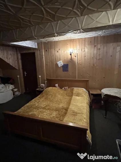 Casă cu 4 camere cu Teren 344 Mp în Central
