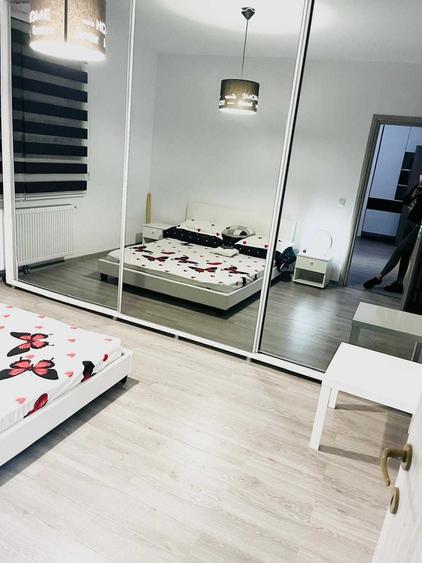 Apartament cu 2 camere semidecomandat în Runcu
