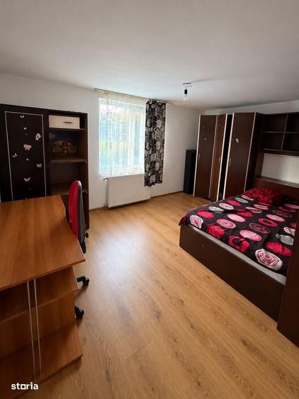 Casă cu 4 camere cu Teren 4600 Mp în Bilca