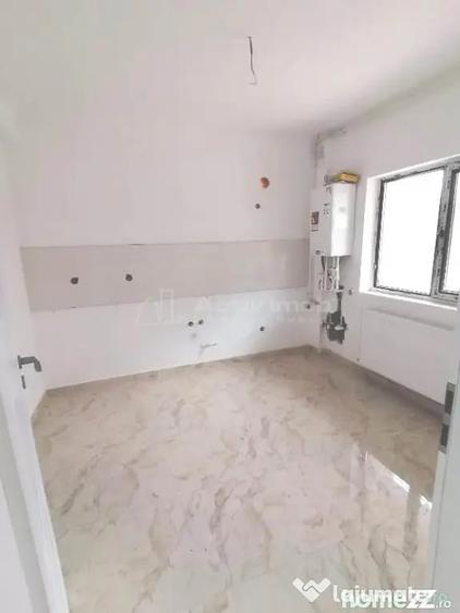 Casă cu 4 camere cu Teren 210 Mp în Rahova
