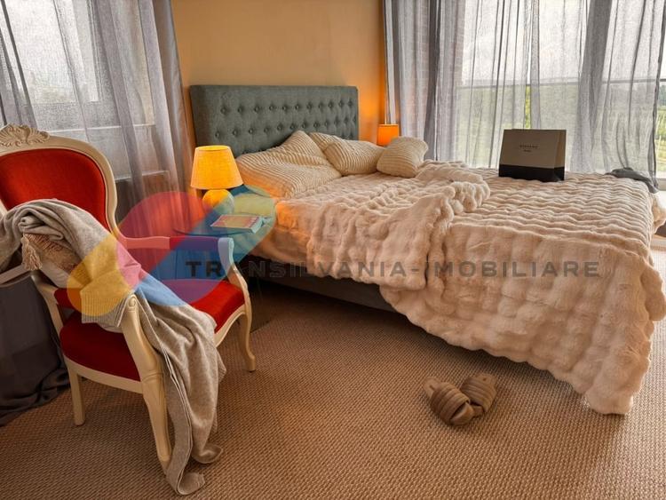 Apartament cu 3 camere semidecomandat, mobilat în Borhanci