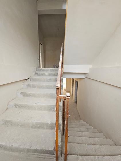 Apartament cu 2 camere decomandat în Kamsas