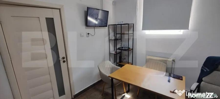 Spațiu comercial, de 99 mp, în Răzvad