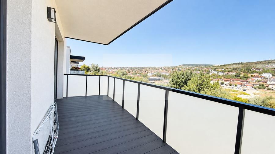 Apartament cu 2 camere semidecomandat, mobilat în Semicentral