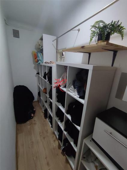 Apartament cu 5 camere decomandat în Grădina Icoanei