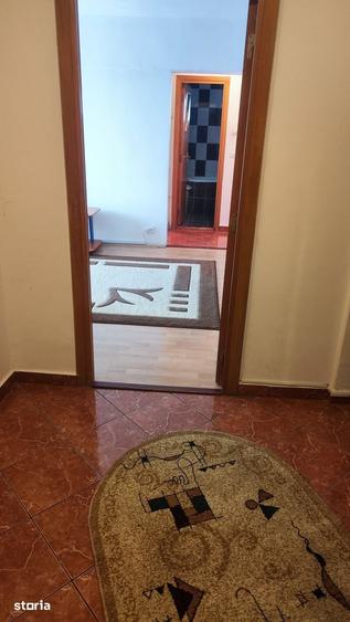 Apartament cu 2 camere semidecomandat în Militari