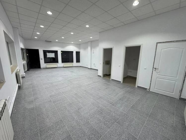 Spațiu comercial, de 61.5 mp, în Mogoșoaia
