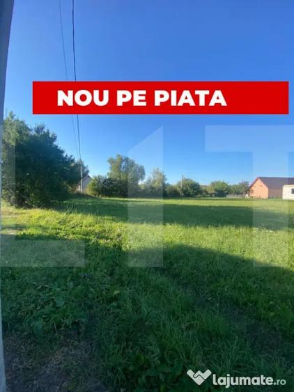 Teren de 866 mp, în Boroșneu Mare