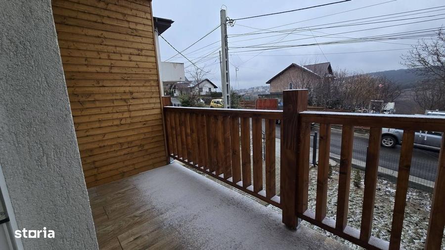 Casă cu 4 camere în Breazu