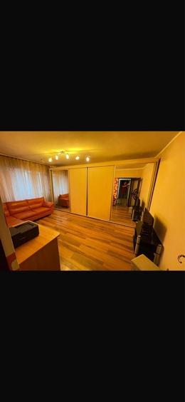 Inchiriez apartament 2 camere - 1