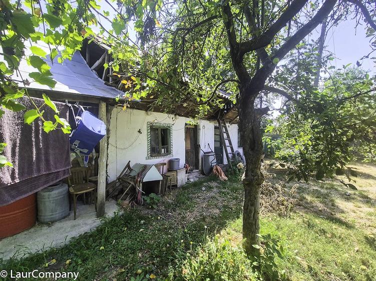 Casă cu 3 camere cu Teren 3287 Mp în Urlueni