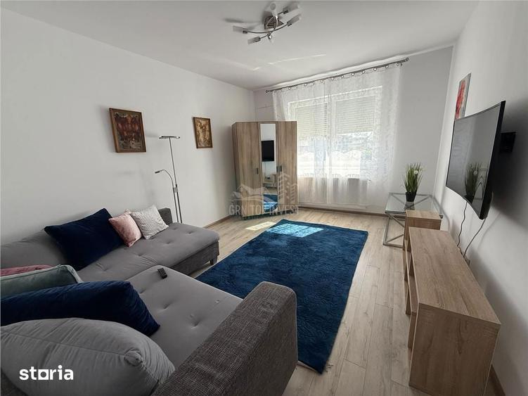 Apartament cu 2 camere decomandat în Central