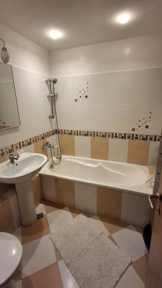 Apartament cu 2 camere semidecomandat în Dristor