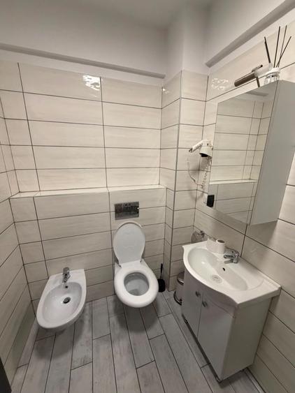 Apartament decomandat în Bratia din Deal