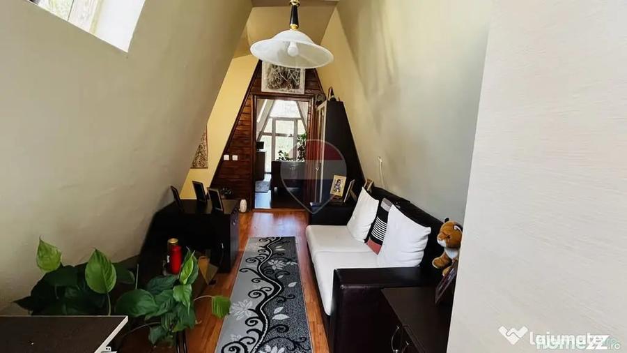 Casă cu 4 camere cu Teren 959 Mp în Lăzăreni