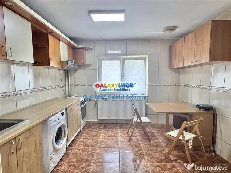 Apartament cu 2 camere decomandat în Vitan