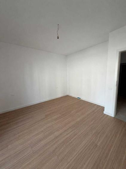 Apartament cu 2 camere decomandat în Metalurgiei