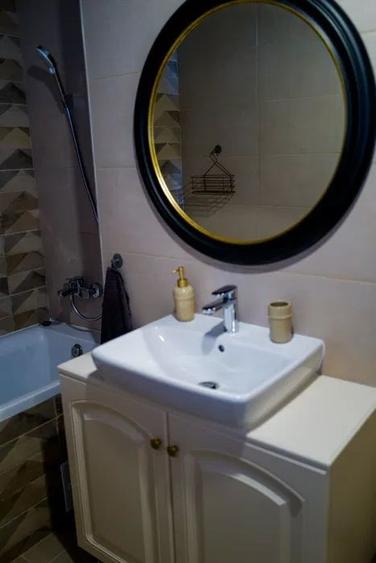 Apartament cu 2 camere decomandat, mobilat în Tomis Plus